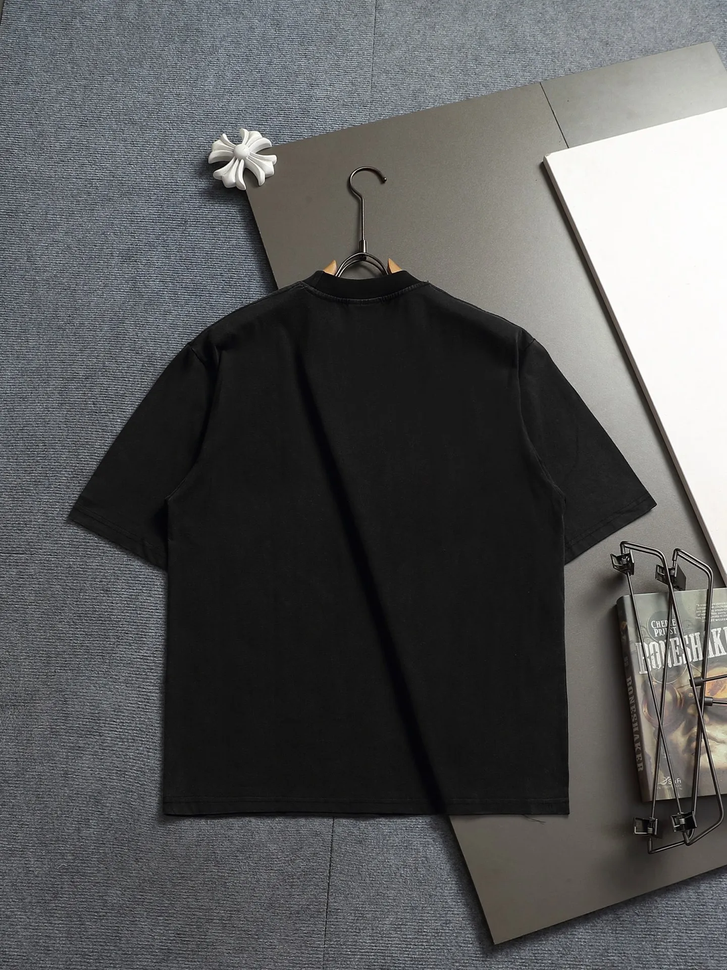 BALENCIAGA 2026 Logo ， Retro Same Style T 320 Versatile : Black Size：XS S M L